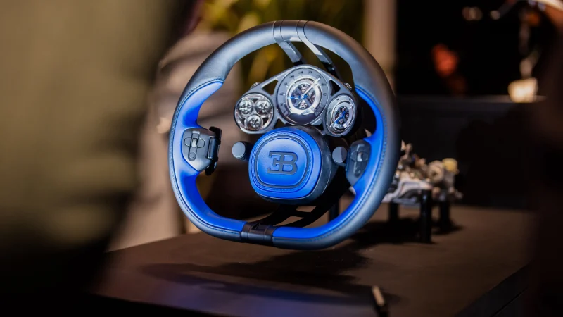 Vue du volant de la Bugatti Tourbillon