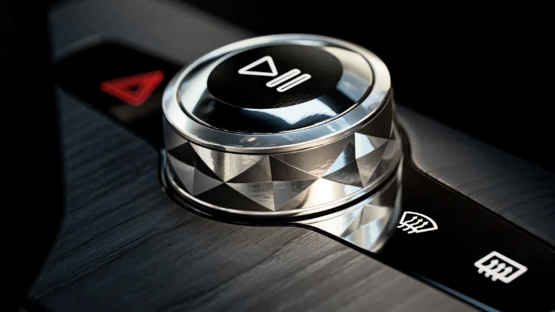 Vue de la Polestar 2 2025 avec nouvelles options de personnalisation