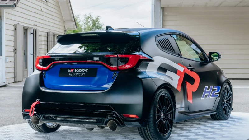 Vue arrière de la Toyota GR H2O Concept