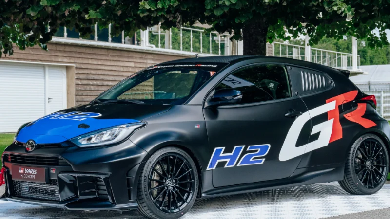 Vue avant de la Toyota GR H2O Concept