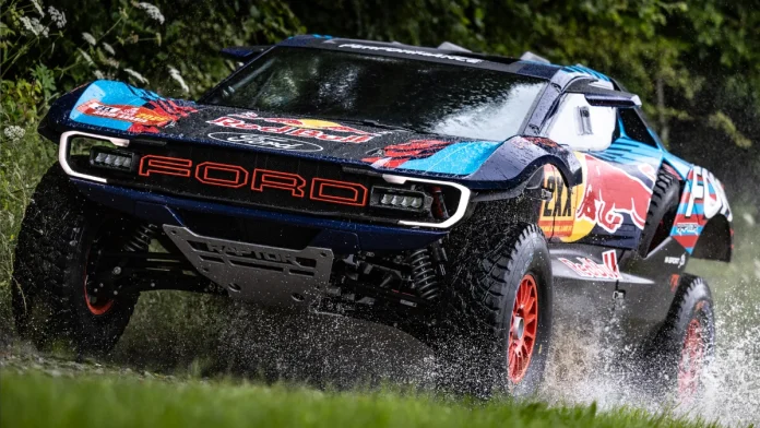 Ford Raptor T1+ sous la pluie